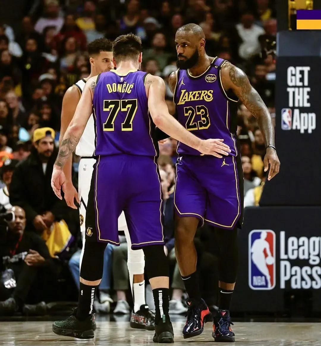 关于赛地聚焦:NBA季后赛今晚热度飙升,达拉斯独行侠伤情更新,形势明朗,临场指挥获称赞的信息 关于赛地聚焦:NBA季后赛今晚热度飙升,达拉斯独行侠伤情更新,形势明朗,临场指挥获称赞的信息